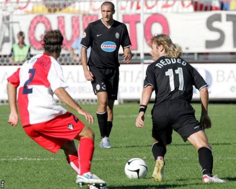 Pavel Nedved in action for Juventus against Rimini in Serie B