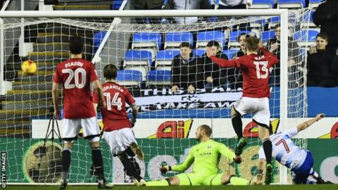 Roy Beerens scores