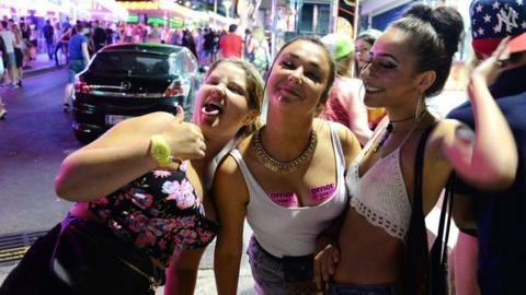Girls in Magaluf out at night