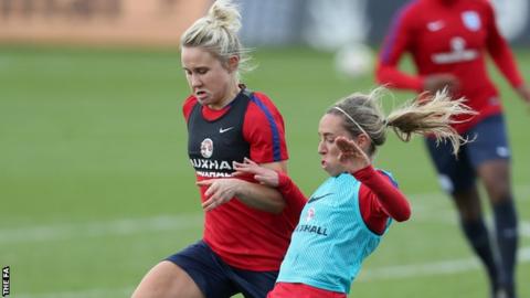 Izzy Christiansen and Jordan Nobbs training with England