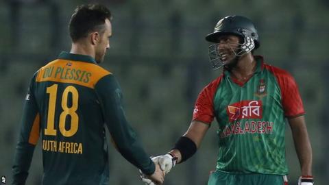 Faf du Plessis and Somuya Sarkar