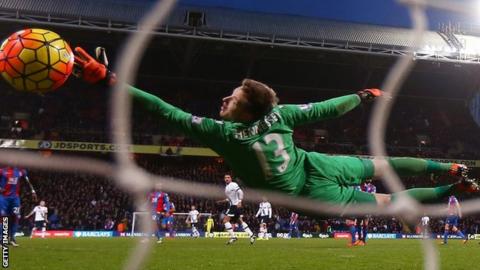 Wayne Hennessey