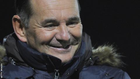 Sutton manager Paul Doswell