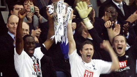 Tottenham sign Pierre-Emile Hojbjerg as Kyle Walker-Peters joins Southampton Tottenham sign Pierre-Emile Hojbjerg as Kyle Walker-Peters joins Southampton