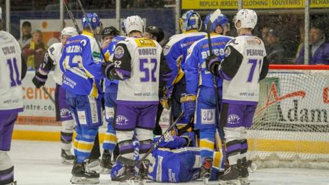 Fife Flyers and Glasgow Clan clash