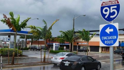 Florida prepares for Hurricane Matthew