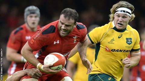 Wales centre Jamie Roberts