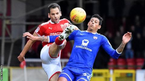 Ben Purkiss in action for Swindon Town