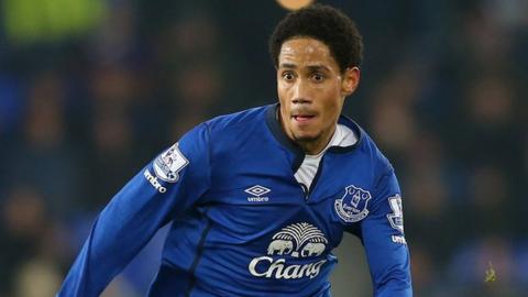 South African forward Steven Pienaar hangs up his boots