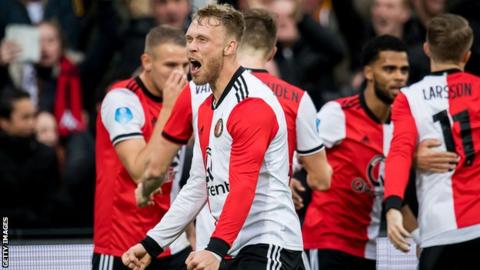 Feyenoord 2 1 Psv Eindhoven Champions Perfect Start To