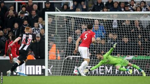 Newcastle 1 0 Man Utd Matty Longstaff Scores Winner On Debut