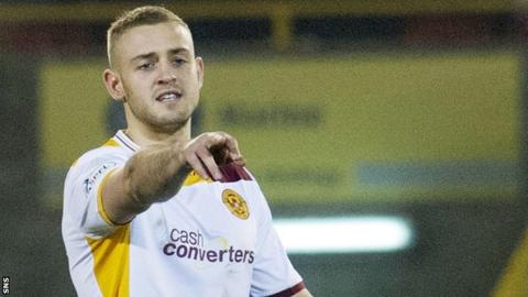 Louis Laing in action for Motherwell