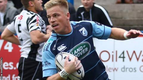 Cardiff Blues fly-half Gareth Anscombe