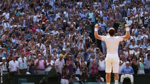 Andy Murray celebrates