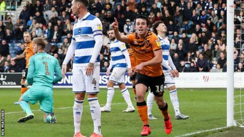 George Honeyman celebrates scoring for Hull City