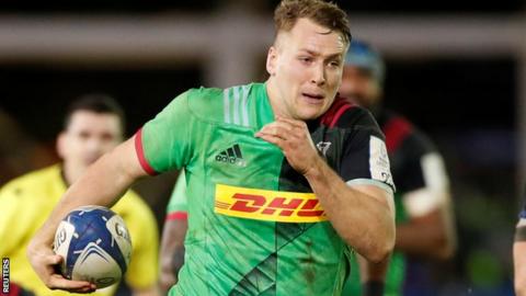 Harlequins back row Alex Dombrandt