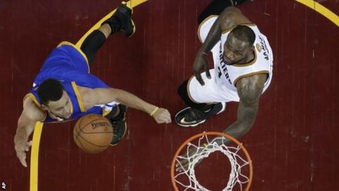 Stephen Curry (left) and LeBron James
