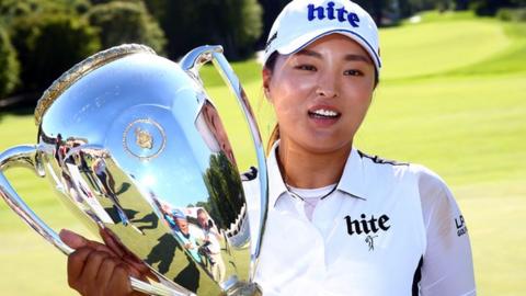 Ko Jin-young with the CP Women's Open trophy