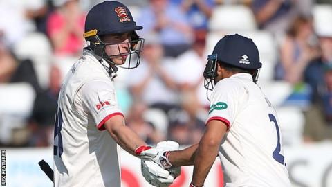 Dan Lawrence and Ravi Bopara