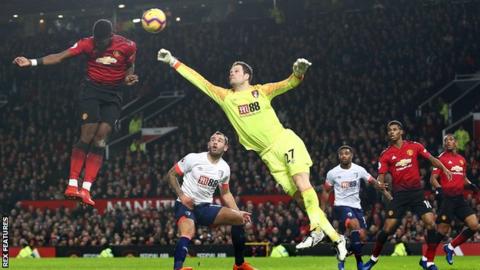 Paul Pogba (left)