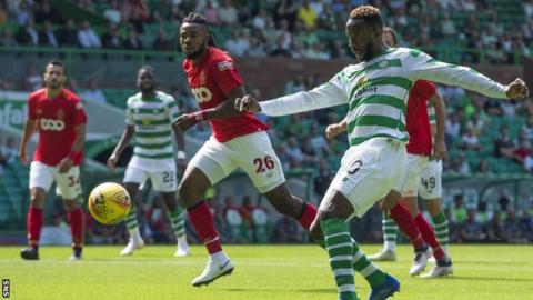Moussa Dembele scores Celtic's second goal