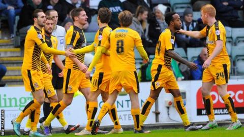 Cambridge United players