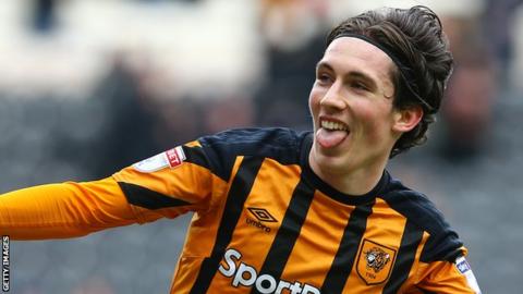 Harry Wilson completes Derby loan move