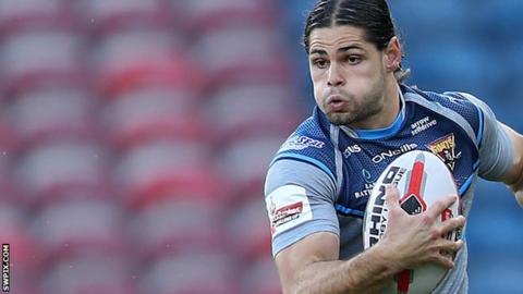 Jake Mamo in action for Huddersfield Giants