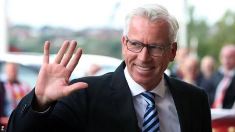 West Brom: Alan Pardew seeks more attacking approach - BBC Sport