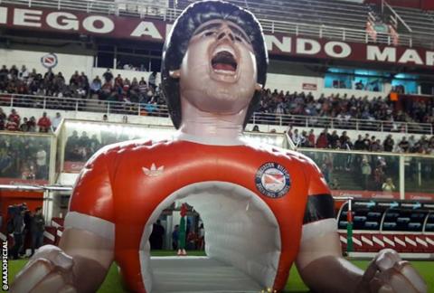 Diego Maradona inflatable tunnel at Argentinos Juniors