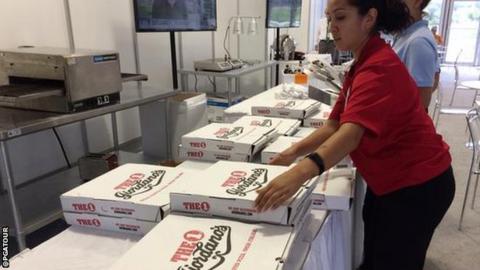 Jordan Spieth ordered 30 pizzas from a local company in Chicago