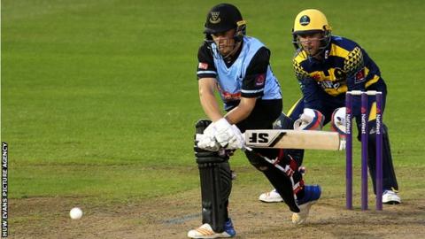 Philip Salt of Sussex batting