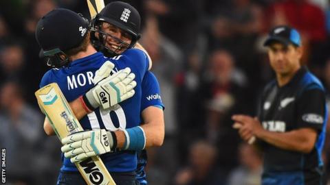 Joe Root and Eoin Morgan