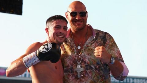 Tyson Fury & Mark Heffron at the International Middleweight Contest at Elland Road on 19 May