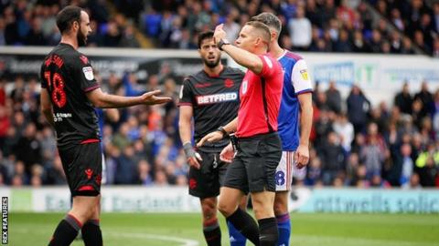 Marc Wilson sees red