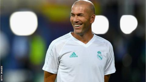 Download Gambar gambar zidane real madrid Terbaru