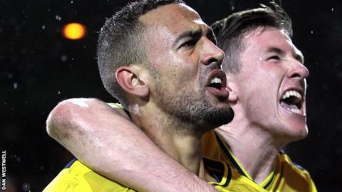 Oxford United midfielder Kemar Roofe