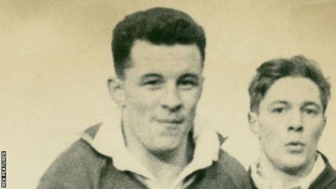 John Mantle (L) in Wales rugby union training in 1964