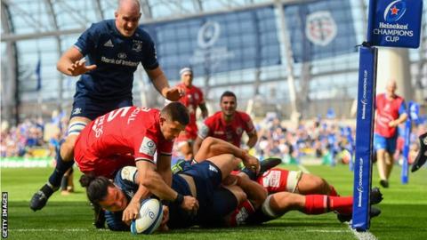 Leinster wing James Lowe scores the game's opening try