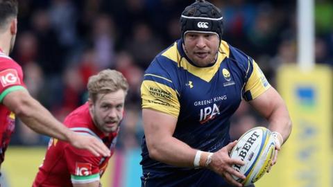 Gareth Milasinovich in action for Worcester Warriors