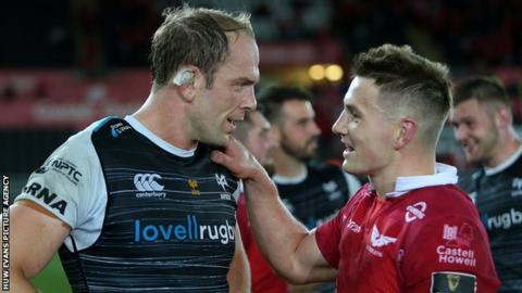Alun Wyn Jones and Jonathan Davies