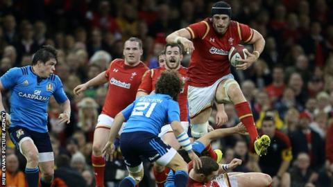 Luke Charteris