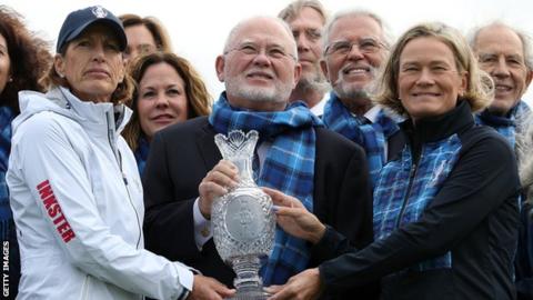 Juli Inkster and Catriona Matthew either side of John Solheim, son of the cup's creator Karsten Solheim