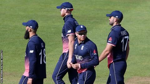 England players leave the field after semi-final defeat to Pakistan