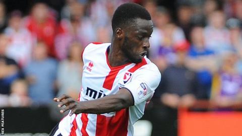 Mohammed Eisa: Bristol City sign Cheltenham Town striker for ...