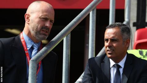 Mark Bowen (L) and Jose Gomes (R)