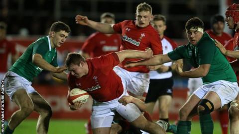 Dewi Lake in action for Wales under 20 against Ireland during the 2019 Six Nations tournament