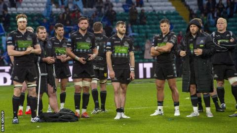 Glasgow players dejected after losing to Leinster