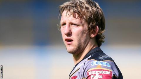 Logan Tomkins