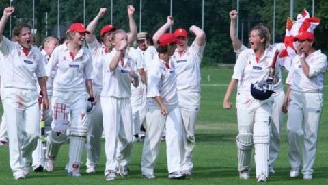 Jersey celebrate wining in the Netherlands in 2012
